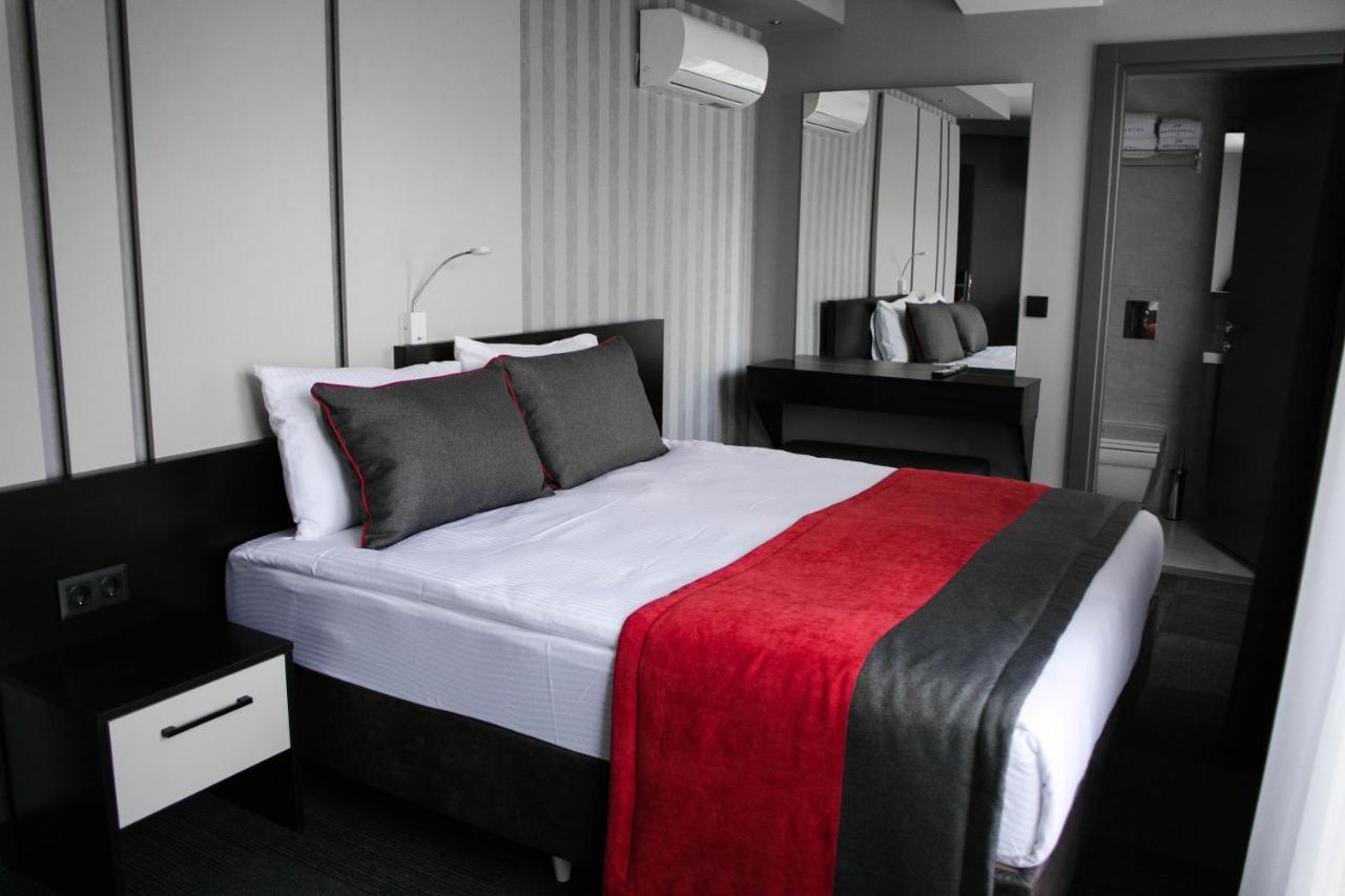 Methishotel Karsiyaka  Екстер'єр фото