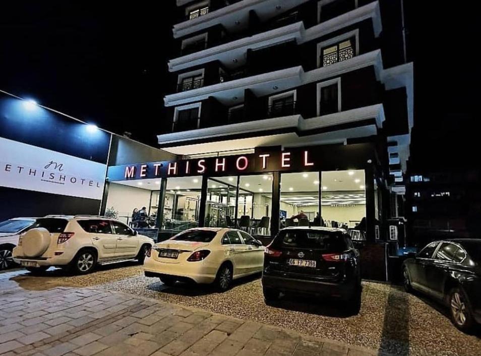 Methishotel Karsiyaka  Екстер'єр фото