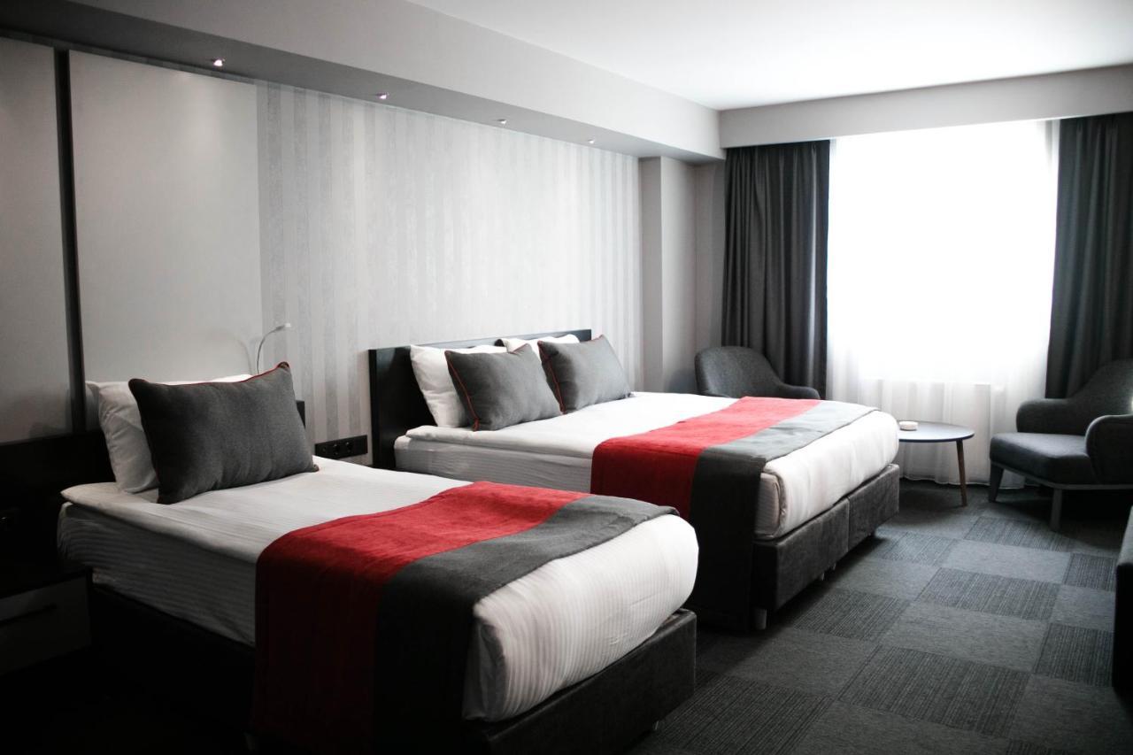 Methishotel Karsiyaka  Екстер'єр фото