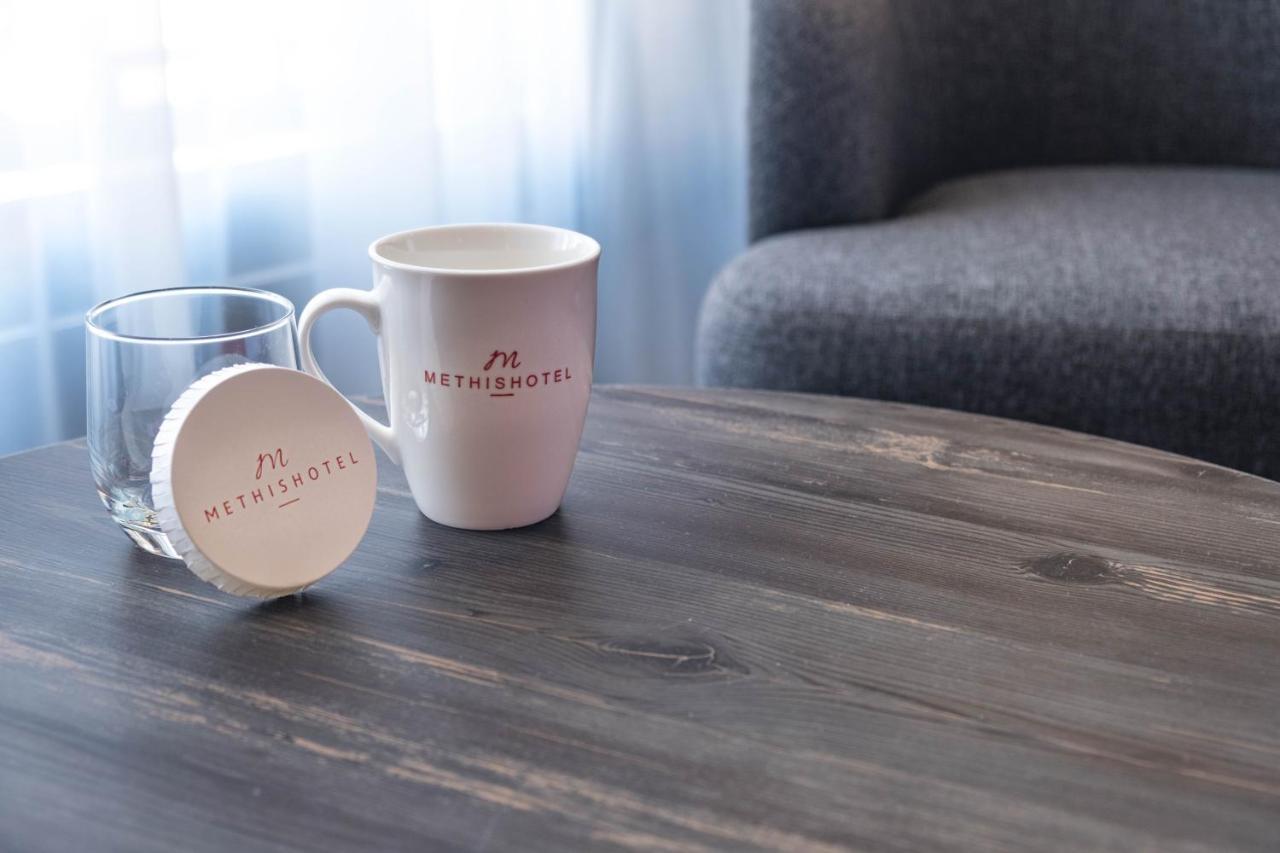 Methishotel Karsiyaka  Екстер'єр фото
