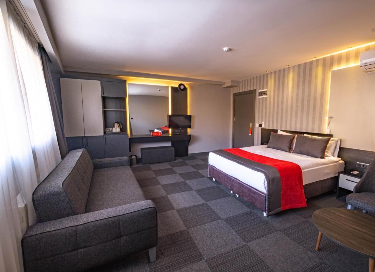 Methishotel Karsiyaka  Екстер'єр фото