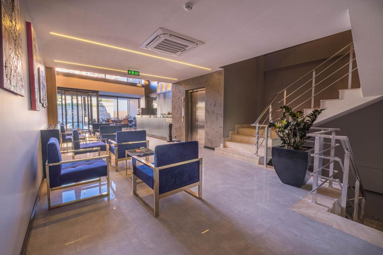 Methishotel Karsiyaka  Екстер'єр фото