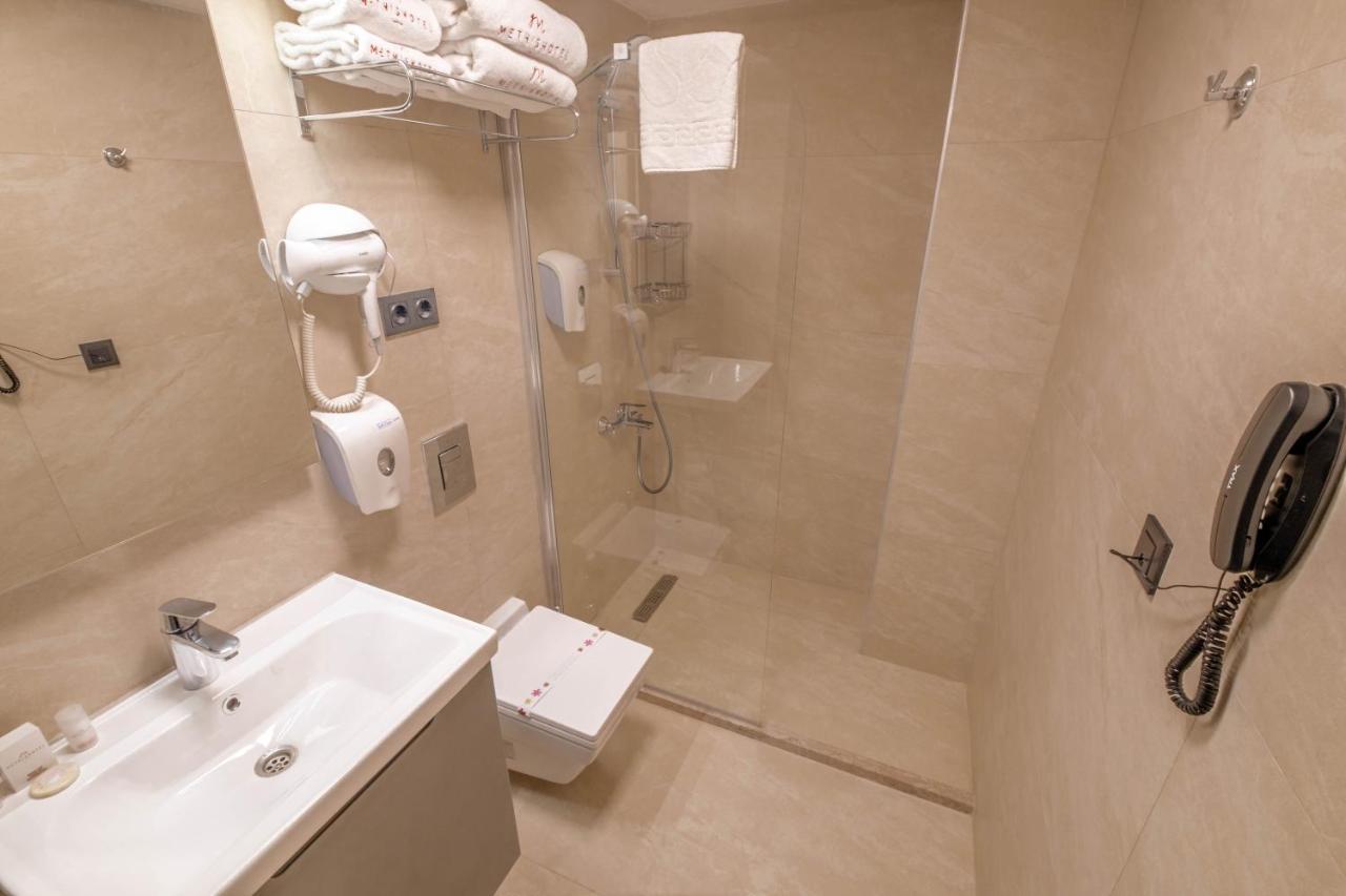 Methishotel Karsiyaka  Екстер'єр фото